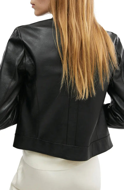 Campera de cuero MChic